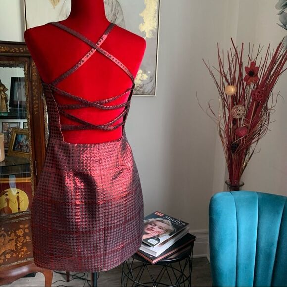 NBD MINI DRESS - Picture 5 of 10